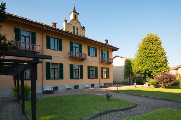 Foresteria Valdese Hotel Torre Pellice Exterior photo